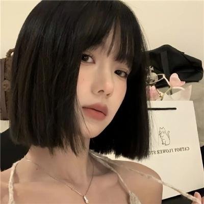 霓虹灯下的哨兵